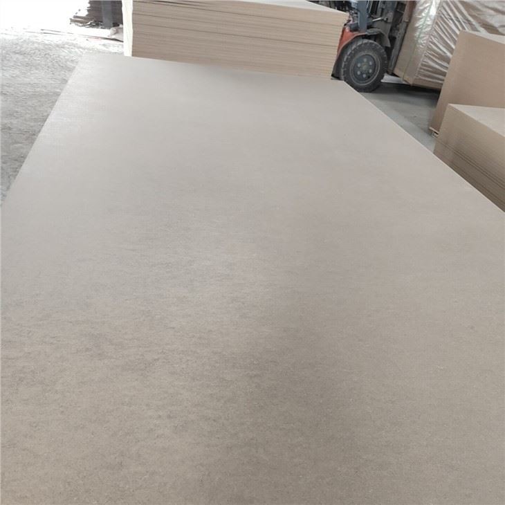 Lớp MDF đồng bằng 680 Mật độ E1