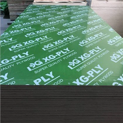 Ván ép phủ phim nhựa xanh