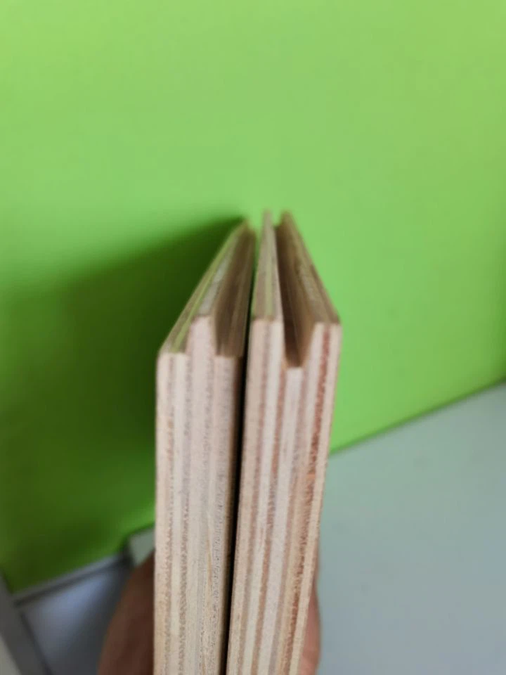 Lưỡi và ván ép có rãnh